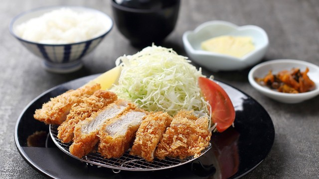 美明豚とんかつ